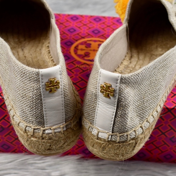 *NEW* TORY BURCH Daphne Pom Pom Satin Luxe Platform Sneakers Size 6 main image 1